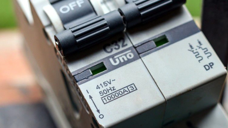 Obsługa elektryczna firm i instytucji